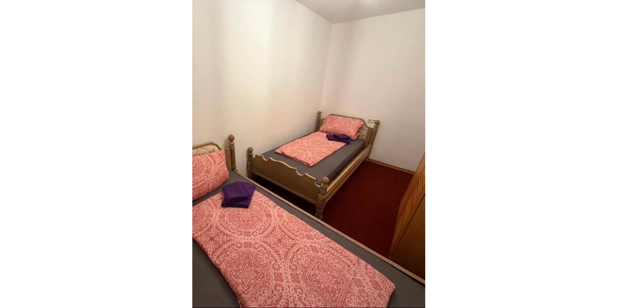 Wohnen auf Zeit Holzkirchen - 5 Zimmer, 140 m&sup2;, 600&euro; | Angebot:25927976