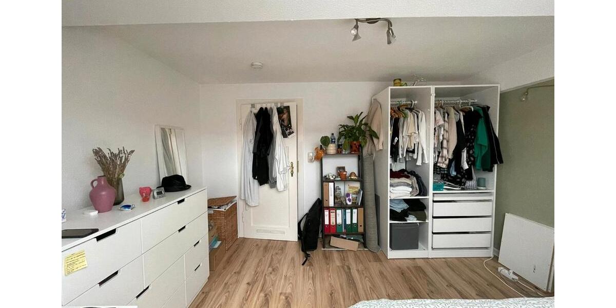 Dachgeschoßwohnung Hannover Südstadt - 3 Zimmer, 64 m&sup2;, 965&euro; | Angebot:24841315