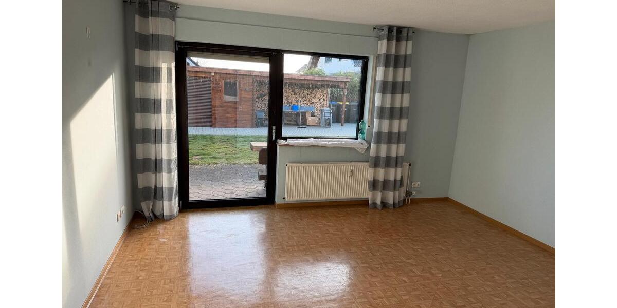 Erdgeschoßwohnung Eschenburg - 3 Zimmer, 90 m&sup2;, 950&euro; | Angebot:25239286
