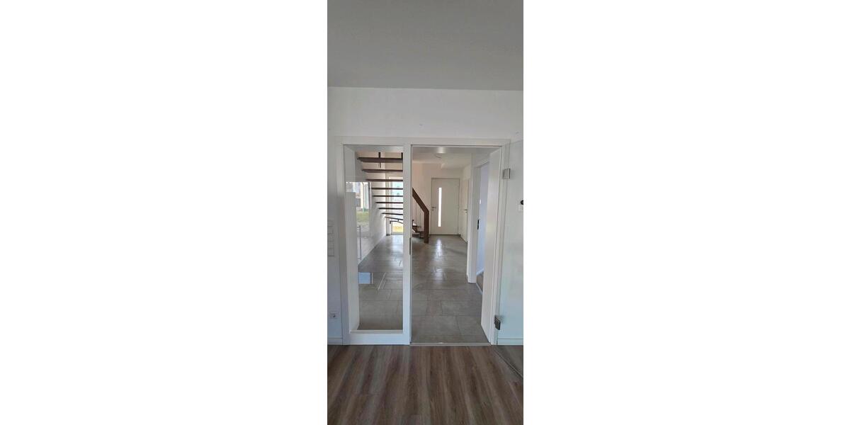Einfamilienhaus Wöllstein - 5 Zimmer, 136 m&sup2;, 1.850&euro; | Angebot:26429859