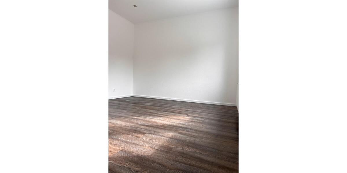 großzügige Etagenwohnung mit Dachterasse 4 zimmer