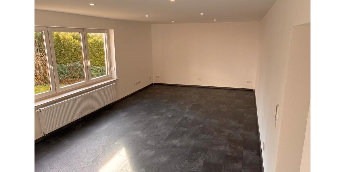 Erdgeschoßwohnung Nohfelden - 3 Zimmer, 110 m&sup2;, 1.100&euro; | Angebot:24995932