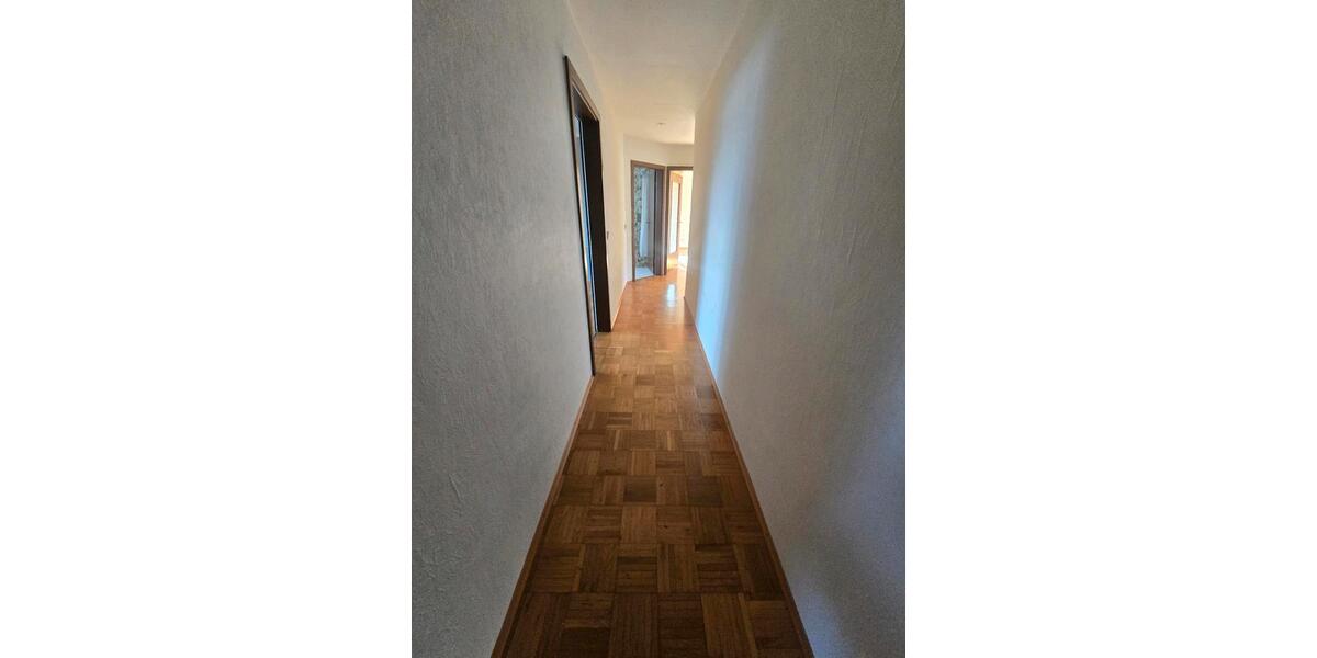 Einfamilienhaus Ettlingen - 5 Zimmer, 150 m&sup2;, 1.750&euro; | Angebot:24810197