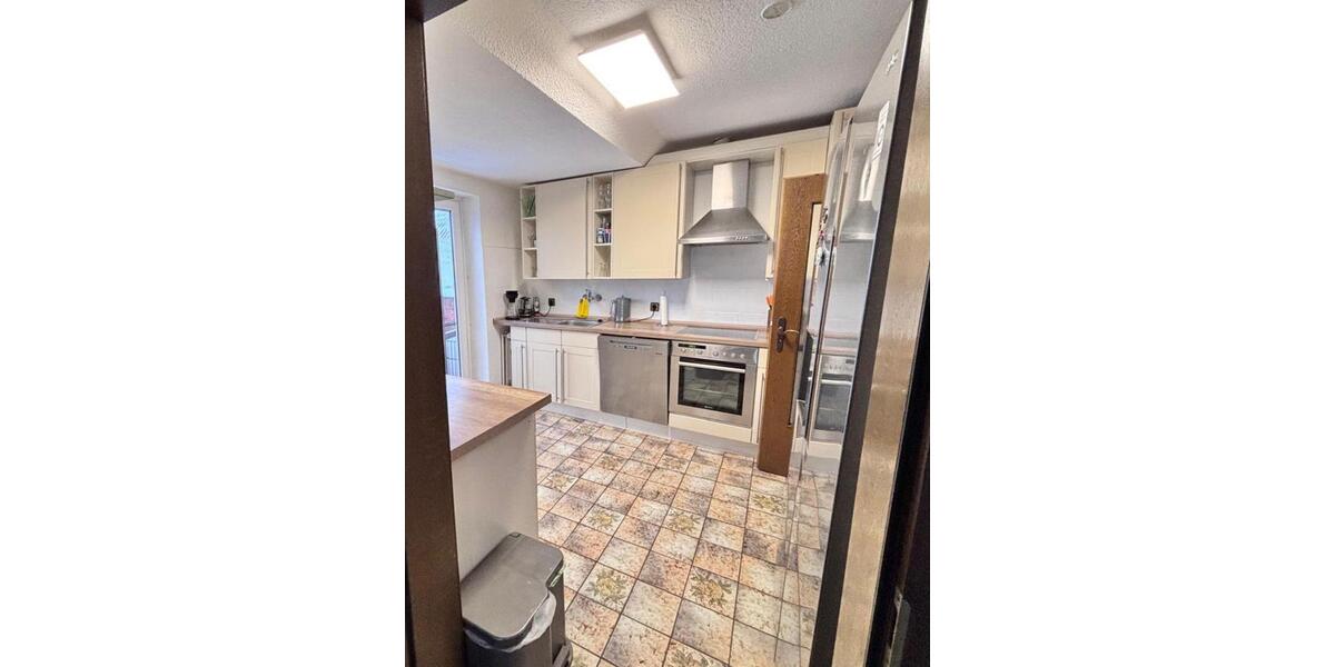 Etagenwohnung Sulingen - 4 Zimmer, 100 m&sup2;, 700&euro; | Angebot:25303925