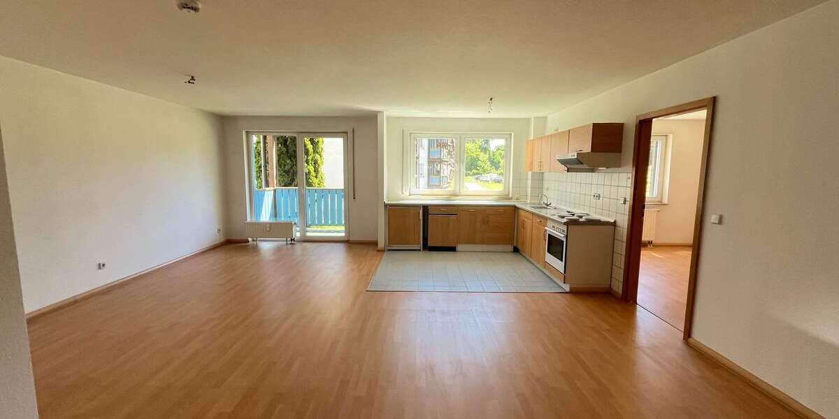 Etagenwohnung Halberstadt - 2 Zimmer, 64 m&sup2;, 349&euro; | Angebot:26758245