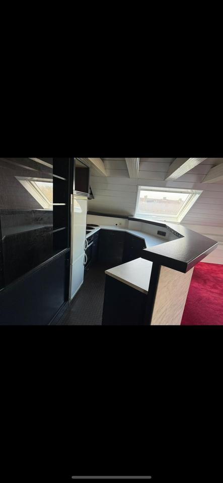Wohnen mit Wohlfühlfaktor – Dachgeschosswohnung mit Kamin und Ankleidezimmer zimmer
