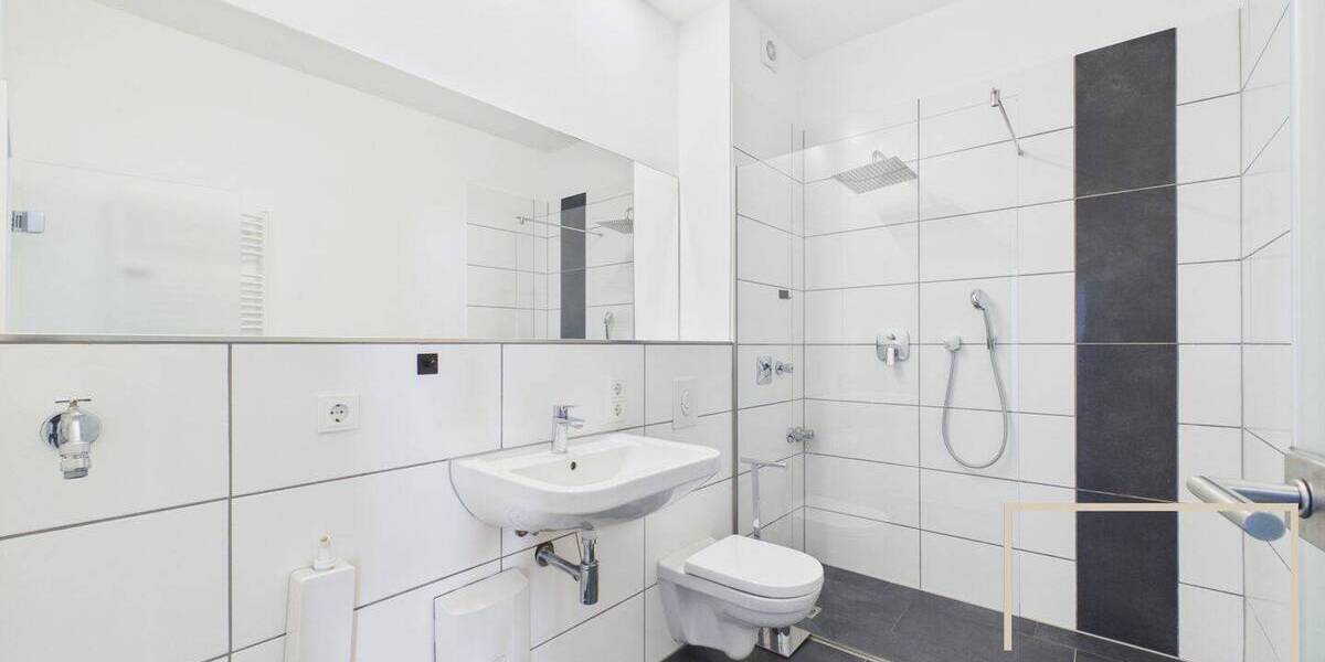 Etagenwohnung Trier Innenstadt - 2 Zimmer, 78 m&sup2;, 960&euro; | Angebot:26695123