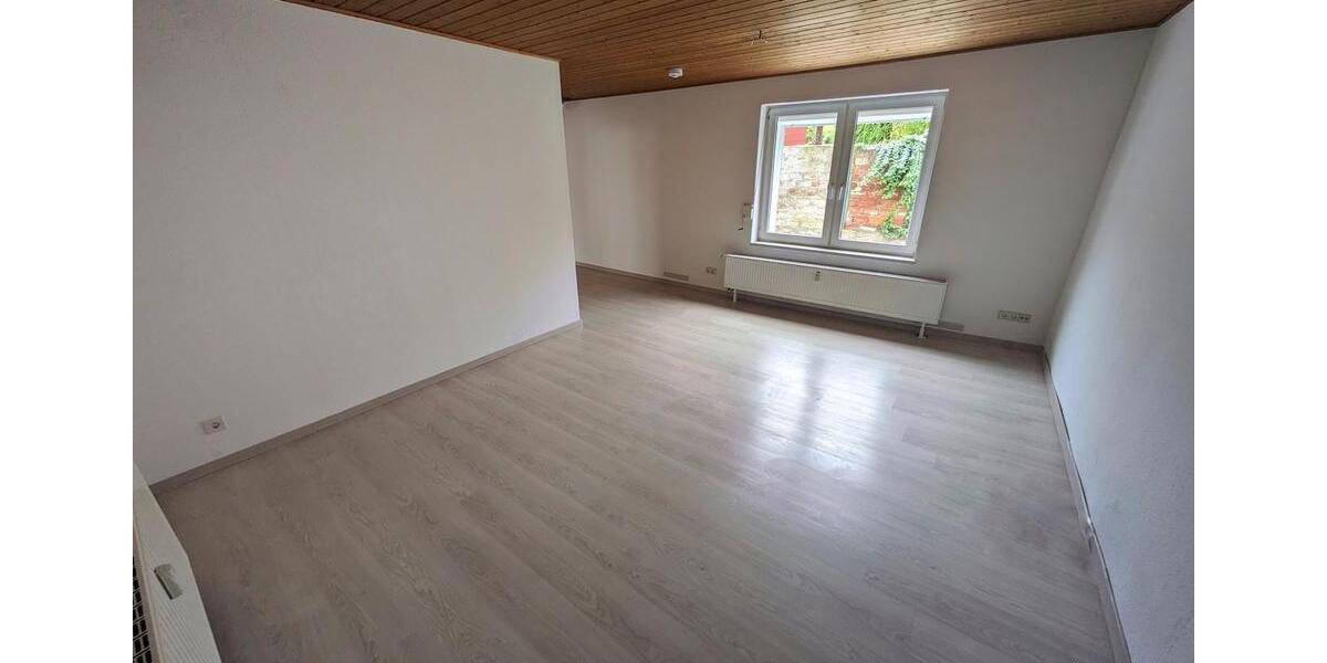 Erdgeschoßwohnung Eilenburg - 4 Zimmer, 104 m&sup2;, 572&euro; | Angebot:26008192