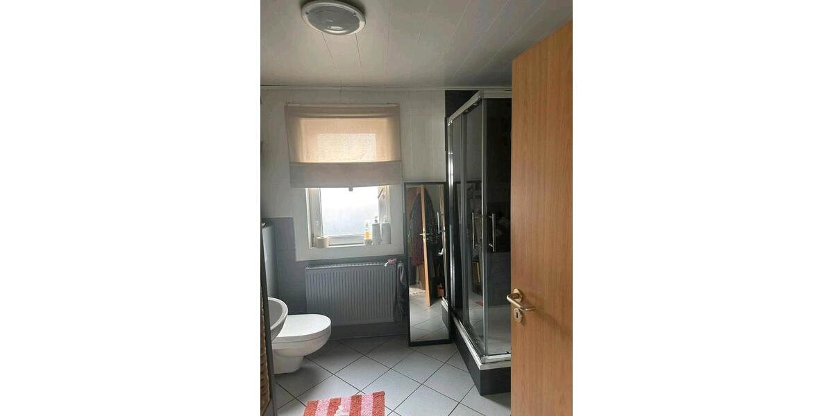 Einfamilienhaus Hadamar - 2 Zimmer, 70 m&sup2;, 700&euro; | Angebot:26698565