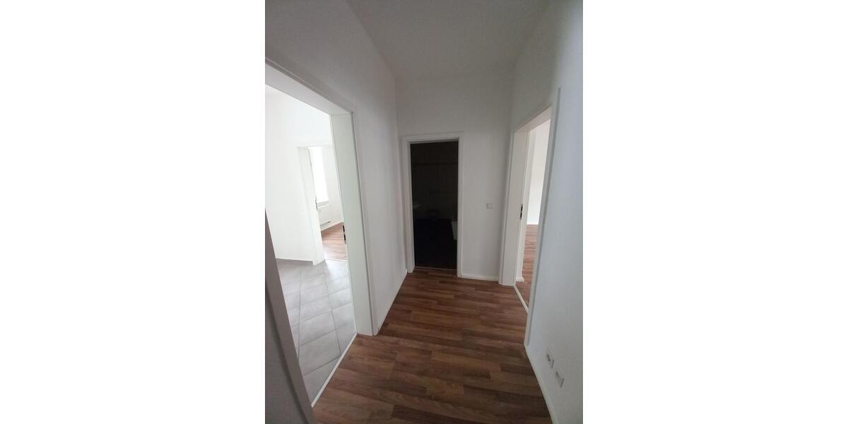 Erdgeschoßwohnung Meißen - 2 Zimmer, 50 m&sup2;, 300&euro; | Angebot:26032895