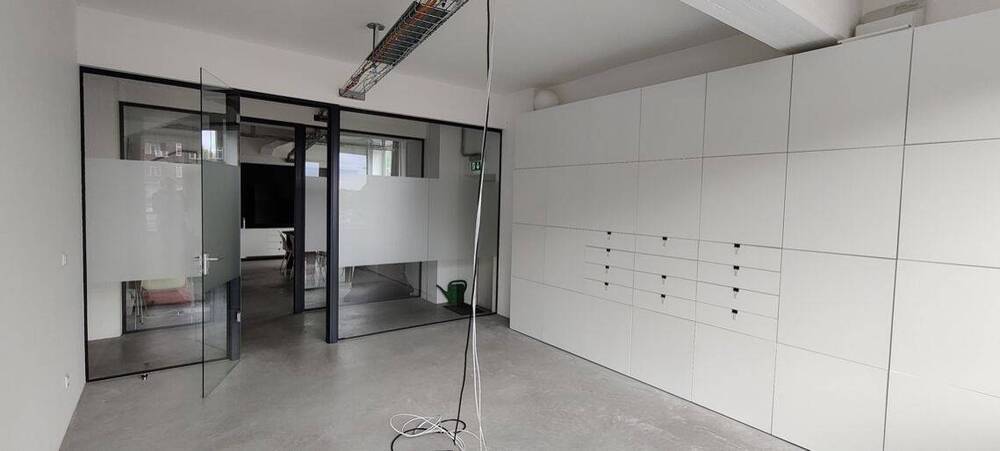 Büro- und Kreativflächen in der Loftstation in HH-Hasselbrook (2 Min zur S111) - All-in-Miete