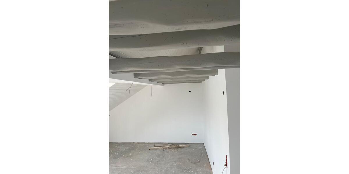 Dachgeschoßwohnung Idstein - 4 Zimmer, 108 m&sup2;, 1.100&euro; | Angebot:26578821