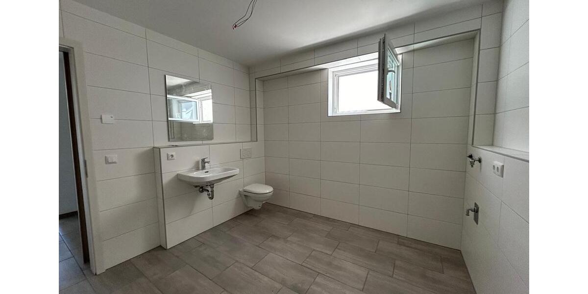 Erdgeschoßwohnung Nittendorf - 2.5 Zimmer, 64 m&sup2;, 950&euro; | Angebot:26603753