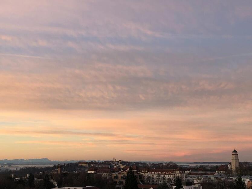 Freising MUC möbl. WG Zimmer ca 24qm Warm mit Balkon Panorama