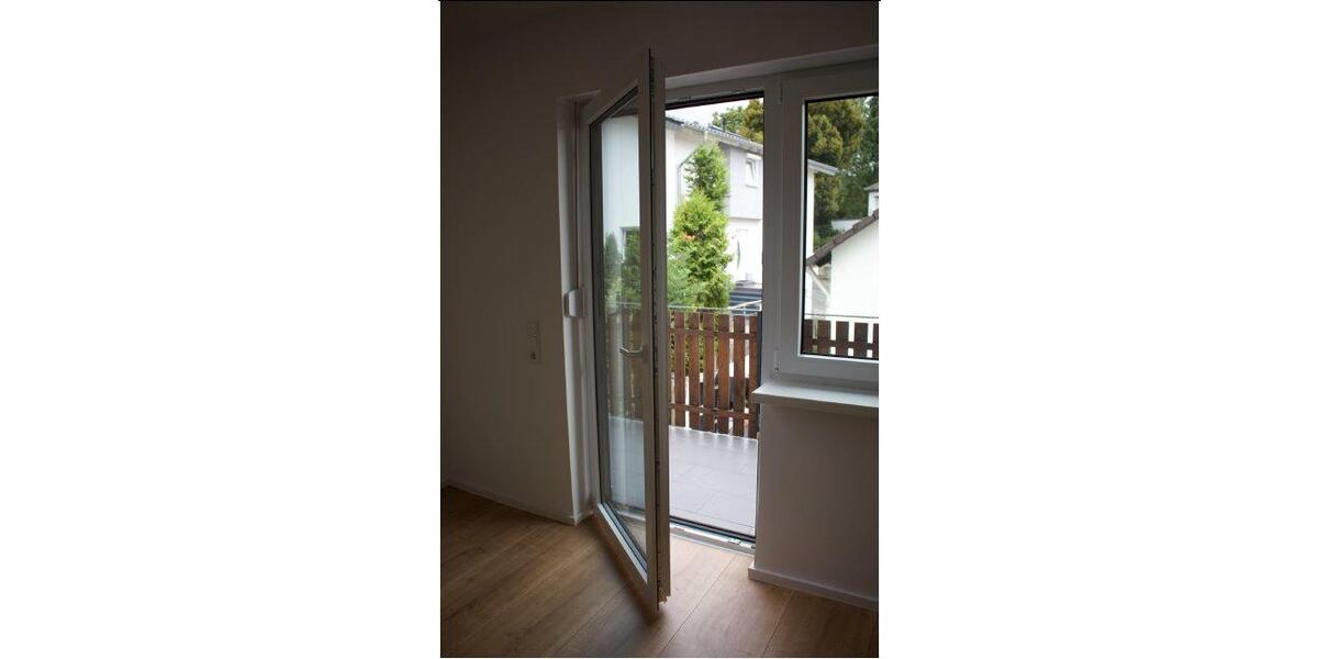 Etagenwohnung Mainz Lerchenberg - 3 Zimmer, 87 m&sup2;, 1.200&euro; | Angebot:26585996