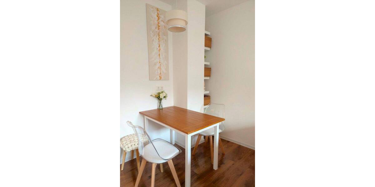 Etagenwohnung Stuttgart Mitte - 2 Zimmer, 37 m&sup2;, 1.250&euro; | Angebot:26819304