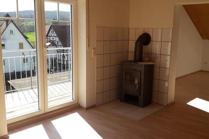 Wohnung Fronhausen - 3 Zimmer, 90 m&sup2;, 800&euro; | Angebot:25171301