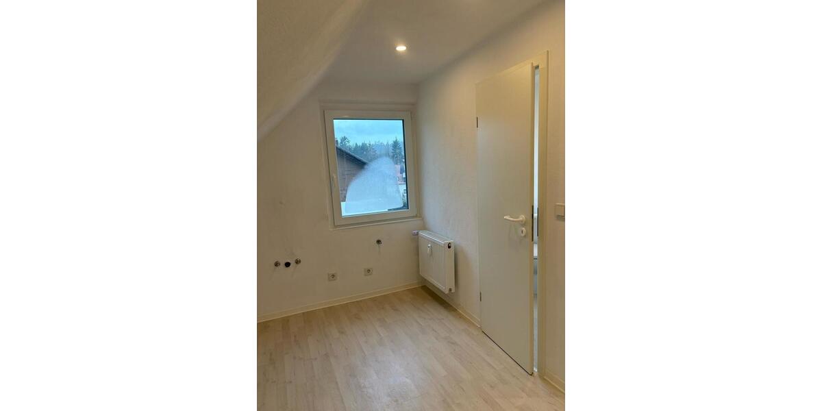 Dachgeschoßwohnung Neunkirchen Kohlhof - 1 Zimmer, 45 m&sup2;, 530&euro; | Angebot:26113101