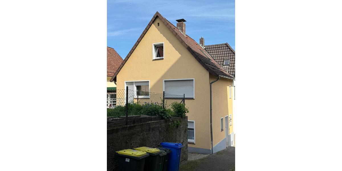Einfamilienhaus Warburg - 5 Zimmer, 105 m&sup2;, 1.100&euro; | Angebot:24701506