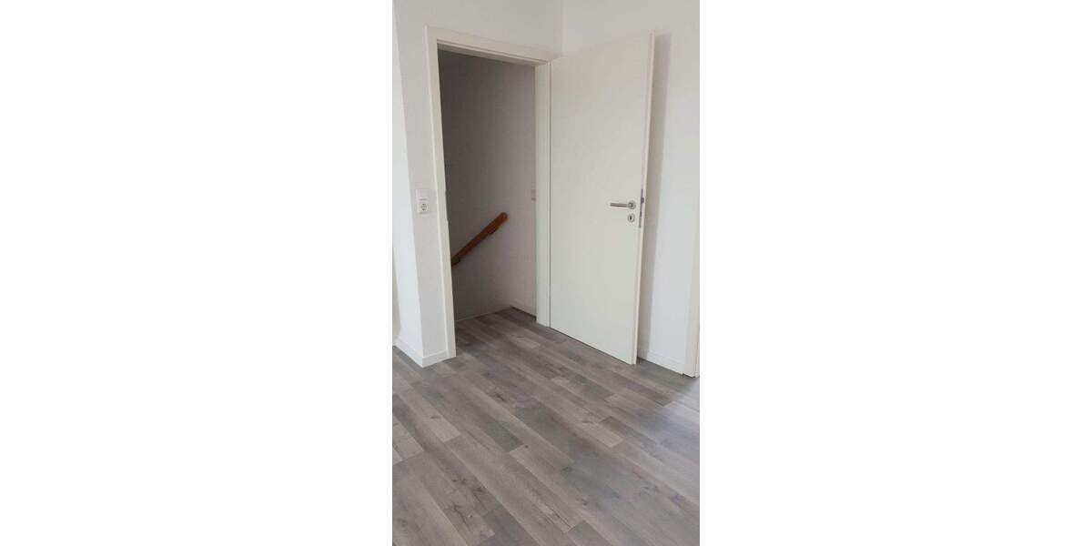 Doppelhaushälfte Wettin-Löbejün Merbitz - 5 Zimmer, 160 m&sup2;, 1.260&euro; | Angebot:25721082