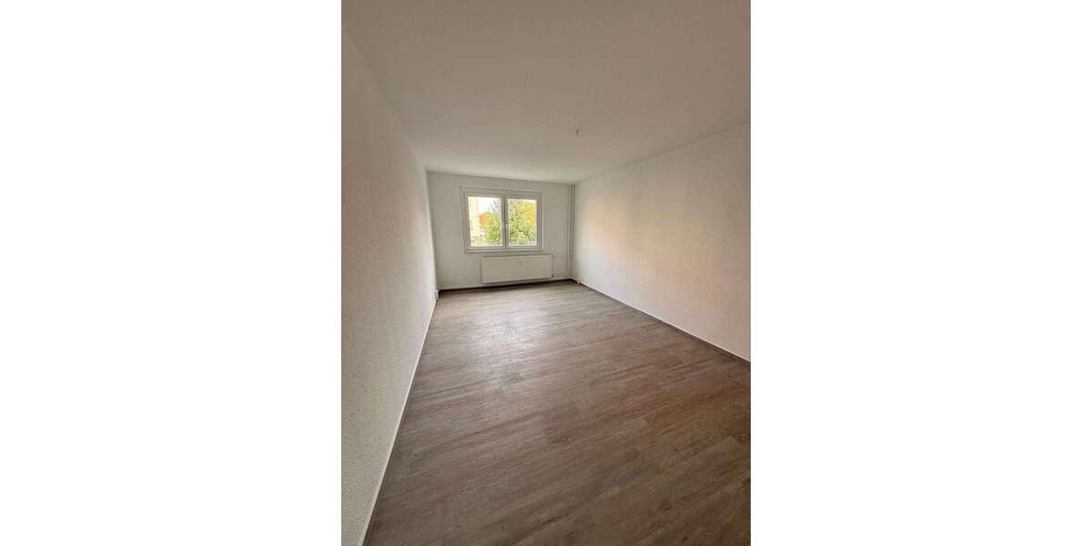Etagenwohnung Pasewalk - 4 Zimmer, 90 m&sup2;, 720&euro; | Angebot:27452355