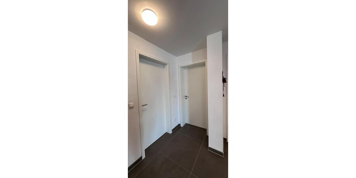 Etagenwohnung Schwandorf - 3 Zimmer, 110 m&sup2;, 1.200&euro; | Angebot:26631623