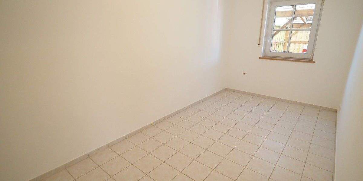 Etagenwohnung Palzing Palzing - 3 Zimmer, 93 m&sup2;, 1.280&euro; | Angebot:25879446