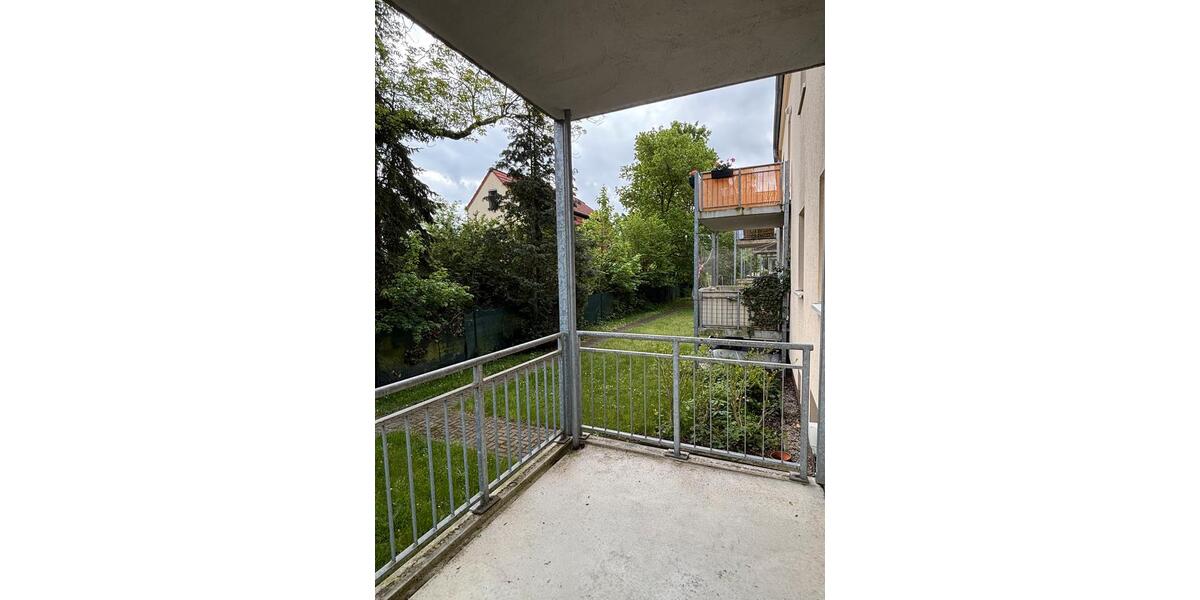 Etagenwohnung Markkleeberg - 2 Zimmer, 61 m&sup2;, 555&euro; | Angebot:26478457