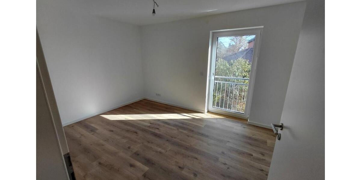 Etagenwohnung Regensburg Gallingkofen - 3 Zimmer, 71 m&sup2;, 1.200&euro; | Angebot:25370346