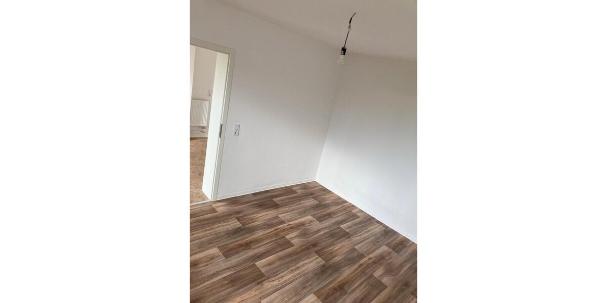 Einfamilienhaus Lindow (Mark) - 5 Zimmer, 90 m&sup2;, 1.100&euro; | Angebot:26278391