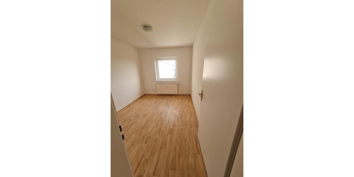 Etagenwohnung Nienburg (Weser) - 4 Zimmer, 80 m&sup2;, 720&euro; | Angebot:24732281