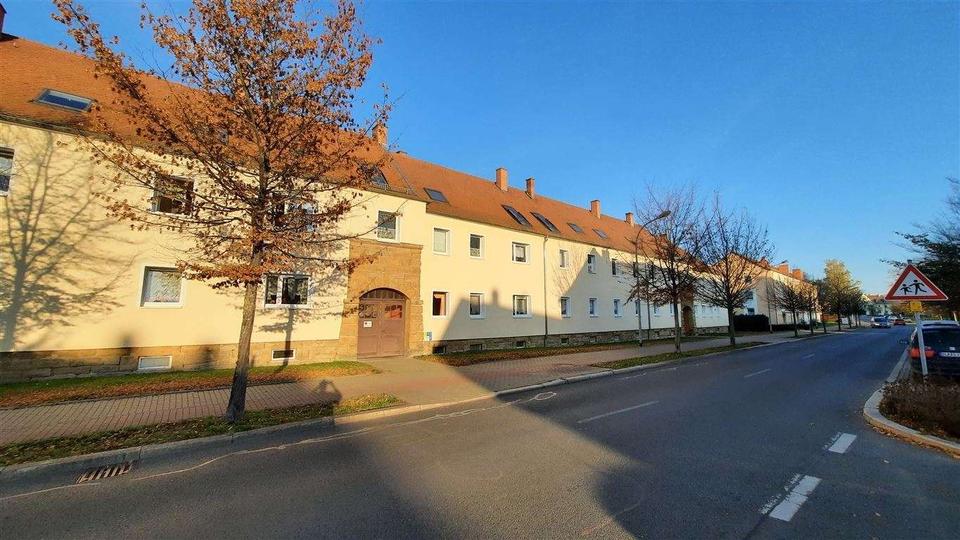 Dachgeschoßwohnung Zeitz - 3 Zimmer, 78 m&sup2;, 437&euro; | Angebot:25056100