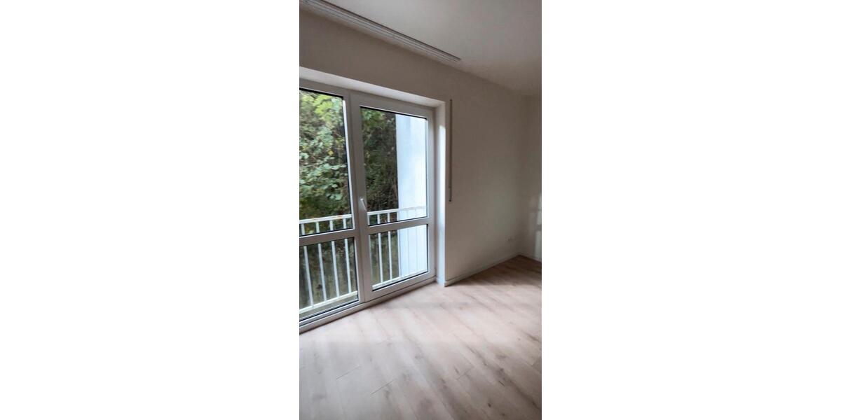 Terrassenwohnung Bad Dürkheim - 1 Zimmer, 33 m&sup2;, 560&euro; | Angebot:25614875