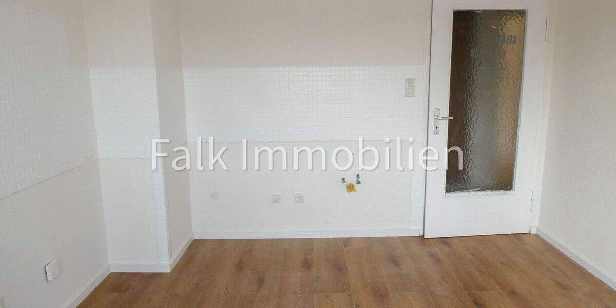 Etagenwohnung Mannheim Neckarau - 3 Zimmer, 84 m&sup2;, 990&euro; | Angebot:25746219