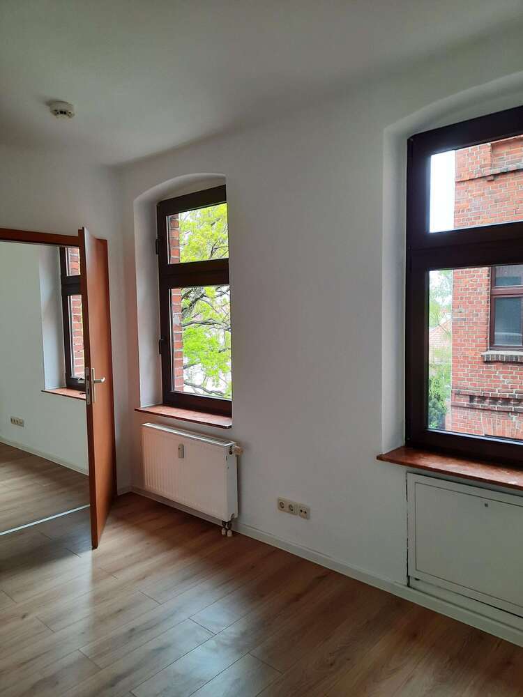 helle 3 Zimmer-Maisonette-Wohnung mit Einbauküche ***ab sofort verfügbar***
