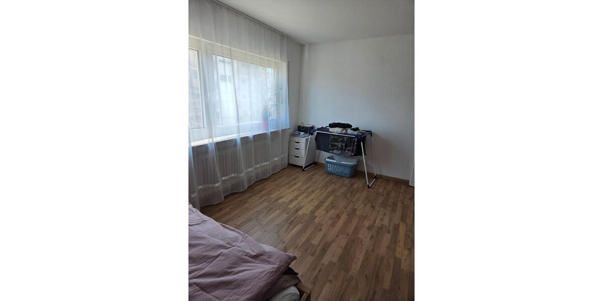 Etagenwohnung Berg - 2 Zimmer, 65 m&sup2;, 1.010&euro; | Angebot:26573327