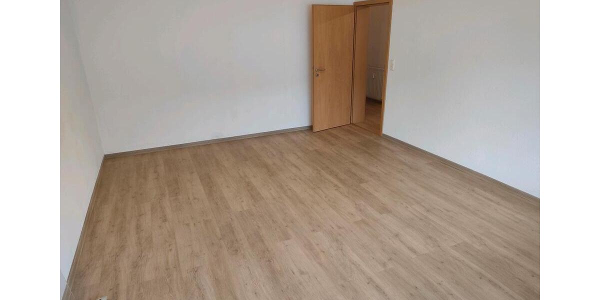 Etagenwohnung Darmstadt Darmstadt-Nord - 3 Zimmer, 80 m&sup2;, 1.210&euro; | Angebot:24992226
