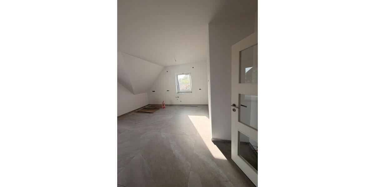 Etagenwohnung Dörverden - 5 Zimmer, 130 m&sup2;, 1.400&euro; | Angebot:26693475