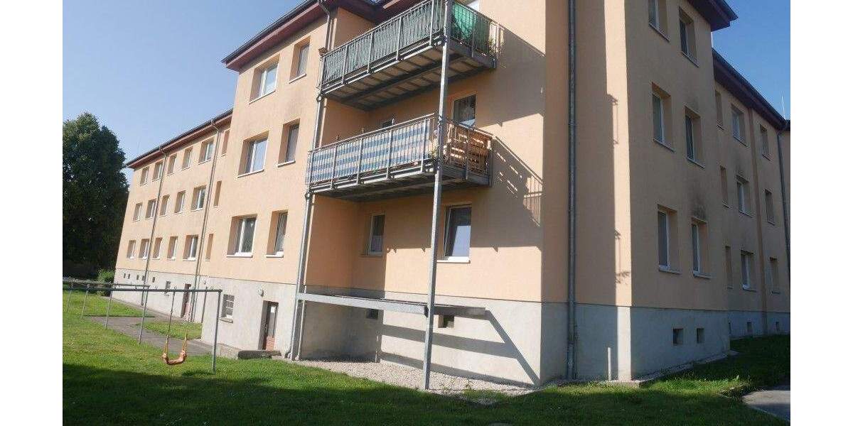 Etagenwohnung Bretnig-Hauswalde Bretnig - 2 Zimmer, 43 m&sup2;, 300&euro; | Angebot:25749174