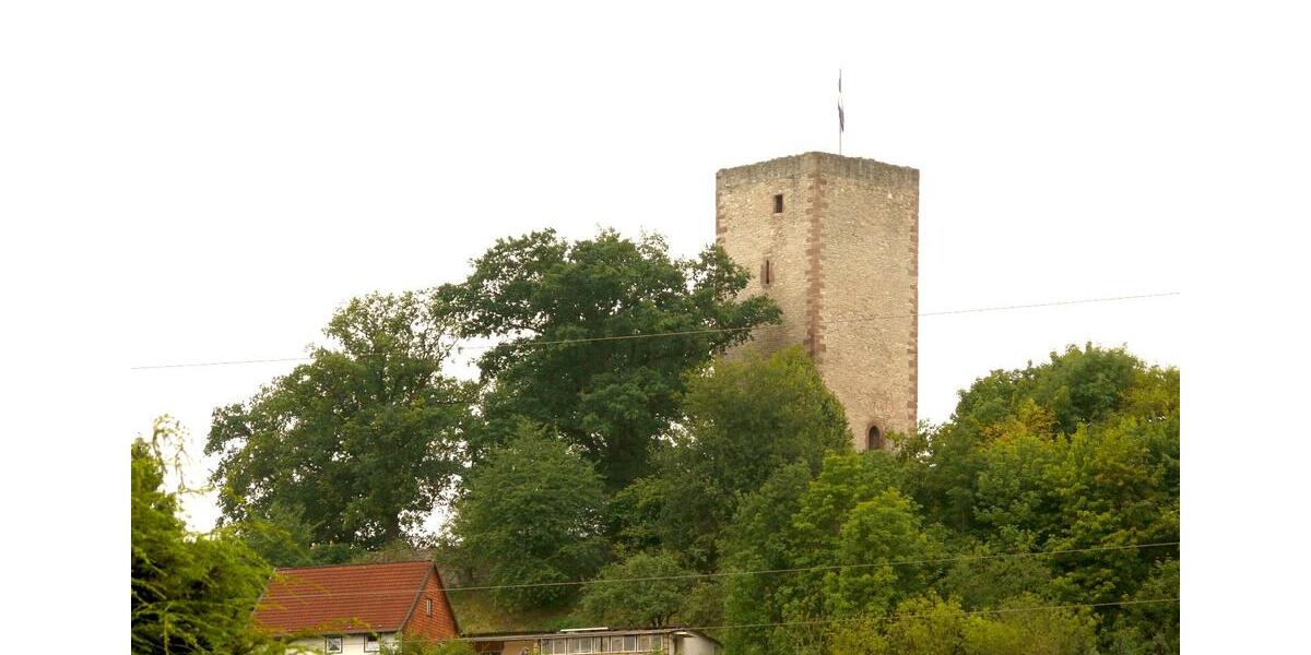 Dachgeschoßwohnung Einbeck - 3 Zimmer, 68 m&sup2;, 440&euro; | Angebot:25047486