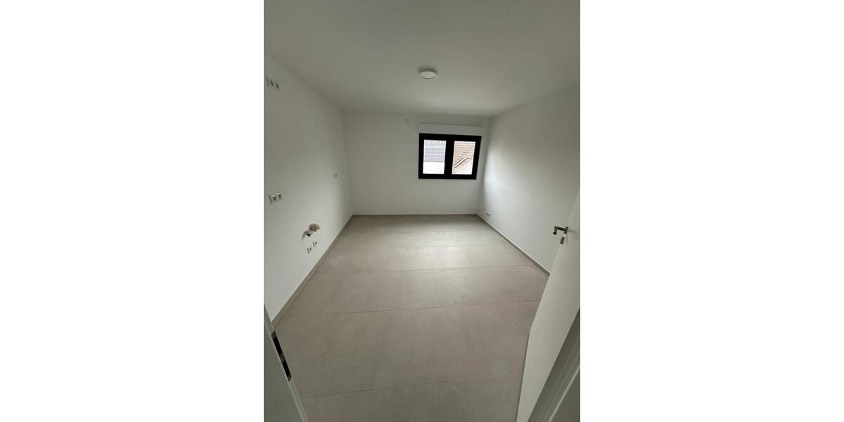 Dachgeschoßwohnung Ober-Ramstadt Ramstadt - 2 Zimmer, 75 m&sup2;, 900&euro; | Angebot:25293300