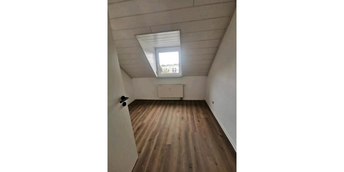 Etagenwohnung Limburg an der Lahn - 3 Zimmer, 105 m&sup2;, 1.130&euro; | Angebot:20797935