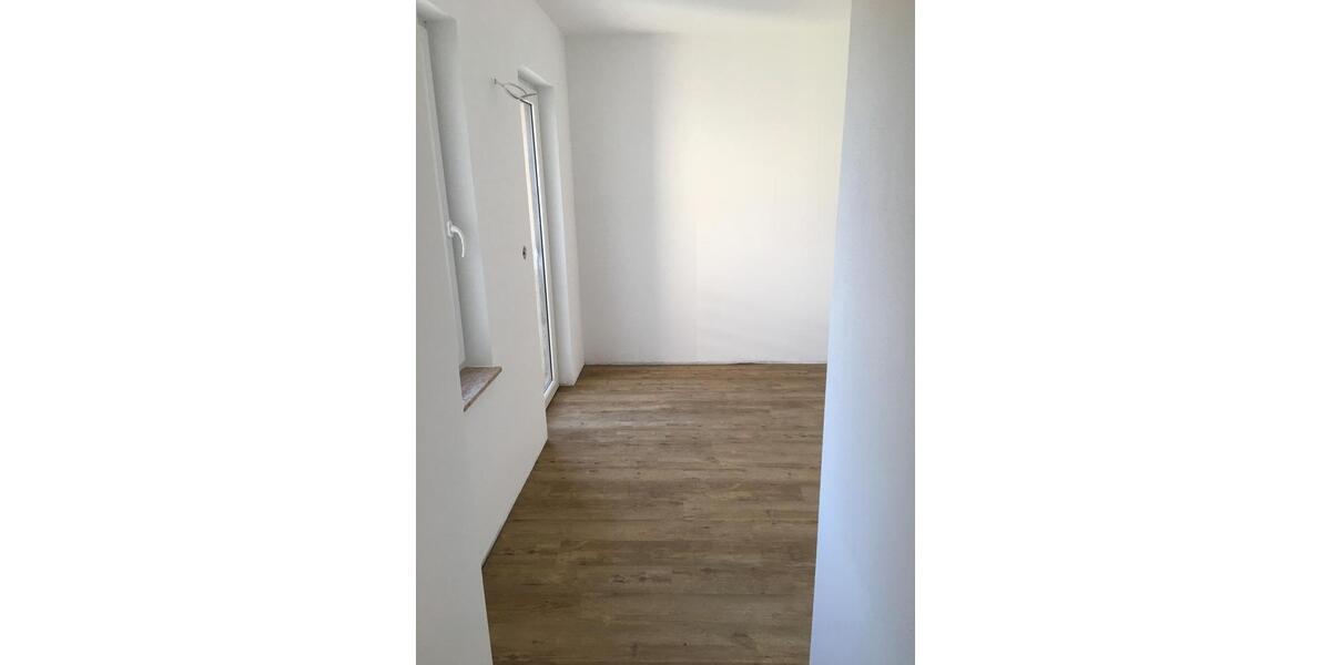 Etagenwohnung Stolpen - 4 Zimmer, 114 m&sup2;, 850&euro; | Angebot:26006928