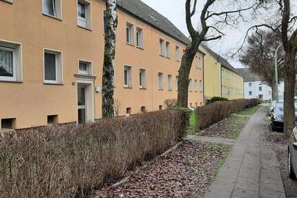 Wohnung Duisburg Beeck - 2.5 Zimmer, 50 m&sup2;, 389&euro; | Angebot:27216035