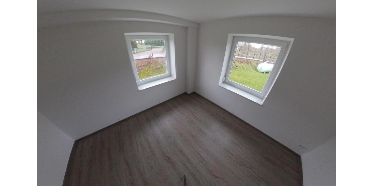 Erdgeschoßwohnung Breitenworbis - 4 Zimmer, 105 m&sup2;, 662&euro; | Angebot:26577957