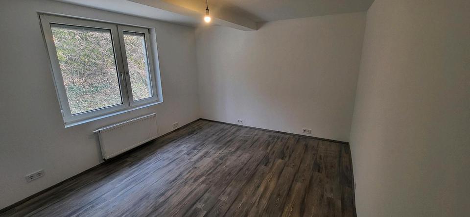 Etagenwohnung Engelskirchen - 4.5 Zimmer, 100 m&sup2;, 1.000&euro; | Angebot:26611643