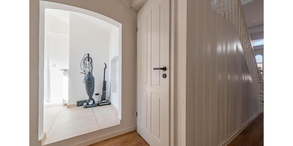 Einfamilienhaus Hameln Kernstadt - 4 Zimmer, 156 m&sup2;, 1.200&euro; | Angebot:25116330