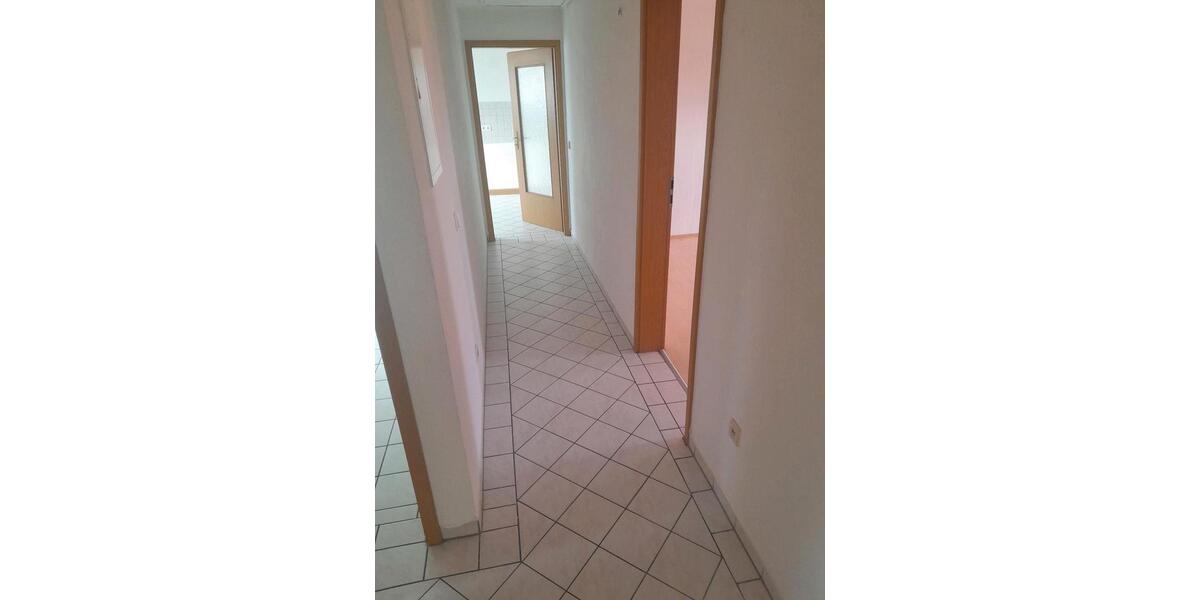 Dachgeschoßwohnung Hartha - 3 Zimmer, 350&euro; | Angebot:22883184