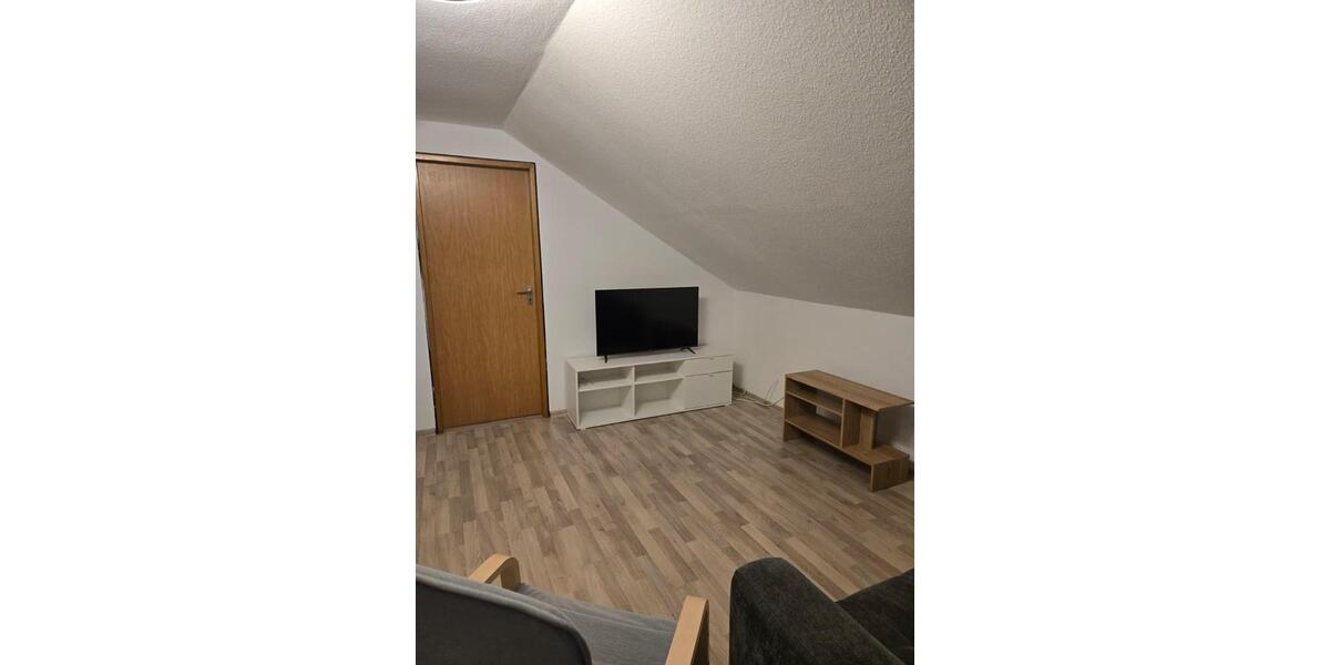 Dachgeschoßwohnung Waiblingen Bittenfeld - 2 Zimmer, 40 m&sup2;, 750&euro; | Angebot:25112741