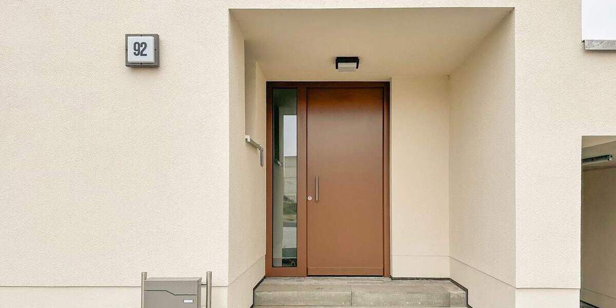 Doppelhaushälfte Zwenkau - 5 Zimmer, 157 m&sup2;, 2.435&euro; | Angebot:25834933